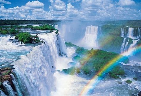 イグアスの滝‐アルゼンチン ブラジル ー 世界の絶景 エポック社公式