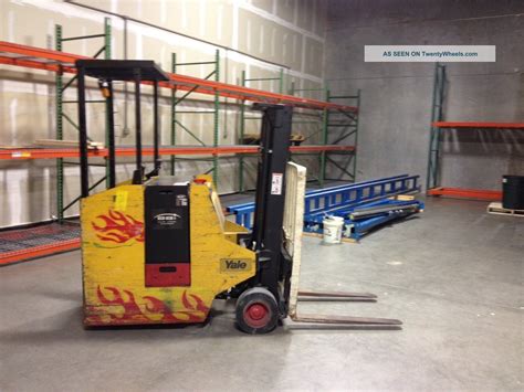 Yale Electric Stand On 3000 Cap Forklift Batteries