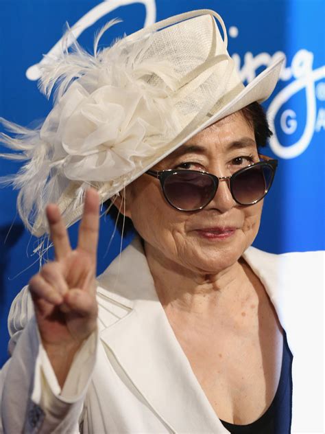 Une Exposition De Yoko Ono Pour Célébrer Les 50 Ans Du Bed In à