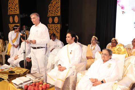 2 Dr Niranjan Hiranandani Ji Addressing The Audience Brahma Kumaris