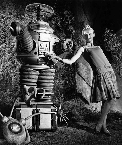 1965 Lost In Space Space Tv Series Space Tv Shows Arte Alien Arte Robot Vintage Robots