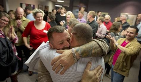 Federal Judge Allows Utah Same Sex Marriages To Continue National Globalnews Ca