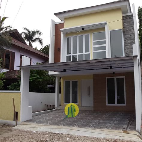 Rumah 1 lantai ini berada di perumahan jatiwaringin yang bebas banjir. Rumah 2 lantai di Curug Indah Jakarta Timur samping pintu tol Jatiwaringin (prop1156) | Rumah Niaga