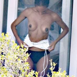 Jourdan Dunn Topless Paparazzi Onlyfans Leaked Nudes