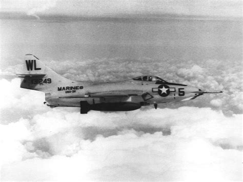 Grumman F 9 Cougar F9f 8b De Lusmc En Vol