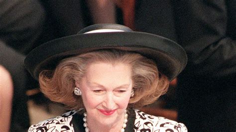Princess Dianas Stepmother Raine Spencer Dies Aged 87 Uk News Sky