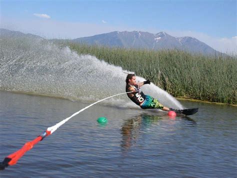 Get Terrific Tips On Water Skiing They Are Actually Accessible For