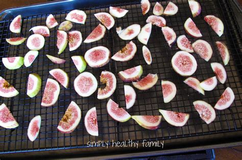 The Beauty Of Sharing Storing And Drying Fresh Figs
