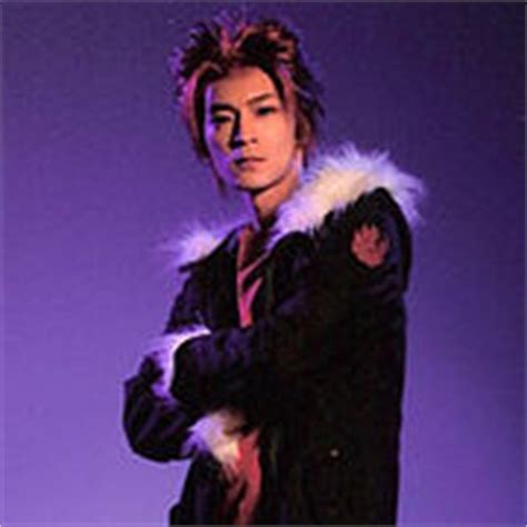 Kenjiro tsuda (津田 健次郎, tsuda kenjirō?) (born june 11, 1971 in osaka prefecture, japan) is a japanese actor, voice actor and narrator affiliated with amuleto as a voice actor and stardust promotion as an actor. 津田健次郎asスピット・ファイア | mixiコミュニティ