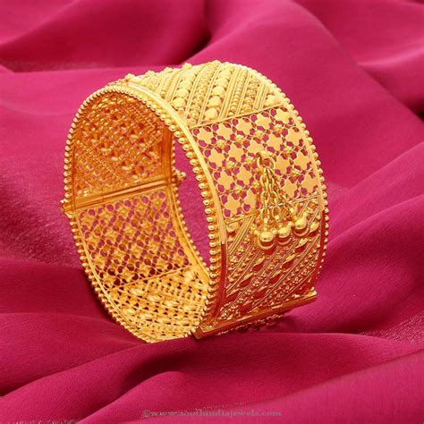 Big Gold Bangle From Manubhai Jewellers ~ South India Jewels