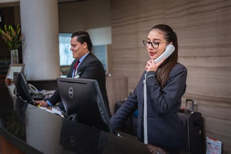 The Importance of Providing a Front Desk Patient Experience | The News God