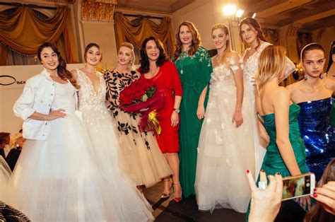 Κατά την 3η ημέρα του παγκοσμίου πρωταθλήματος υγρού στίβου της γκουανγκζού. Ταξίδι στη Νέα Υόρκη μέσα από τις δημιουργίες του Oscar de ...