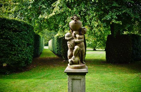 Classical Garden Statuary At The Hedge Ais Karl Gercens Flickr
