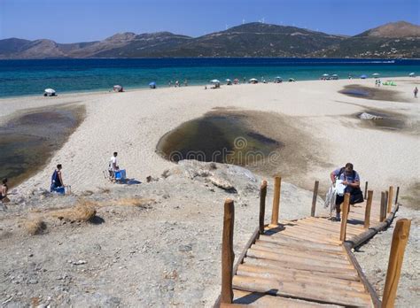 Le spiagge più belle della grecia. Marmari, Evia Island, Grecia Agosto 2020: Vista Di Una ...