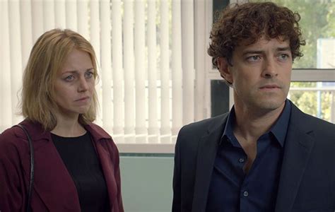 Holby City Spoilers Dom Lofty And Helen Broken By Grief What To Watch