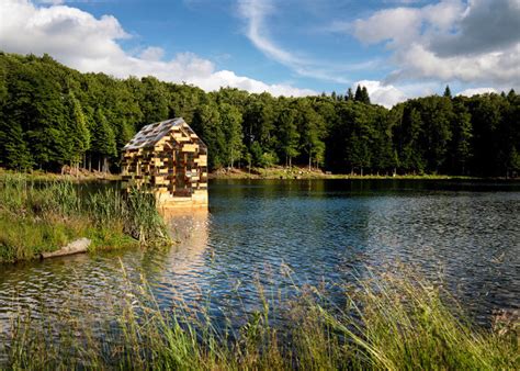 Thoreaus Famous Walden Cabin Reinvented As A Floating Cottage