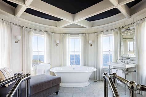 The Most Beautiful Hotel Bathrooms In The World