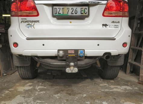 Designed for maximum ground clearance. Fuel tank size: 2007 Fortuner