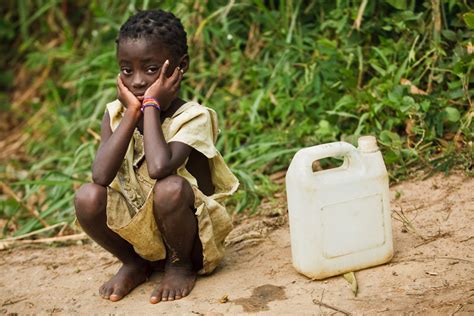 Afrique Subsaharienne 500 Enfants Meurent Chaque Jour à Cause Du Manque Deau Salubre Et D