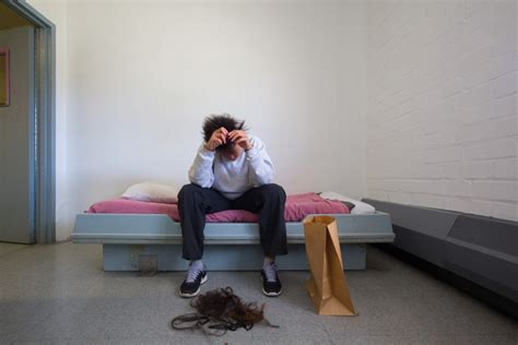 Photo Essay Life Inside A Juvenile Detention Center For Girls Pbs