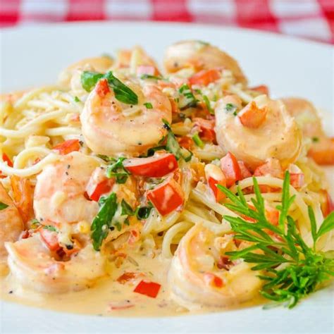 spicy creamy garlic shrimp pasta make it as mild or spicy as you like