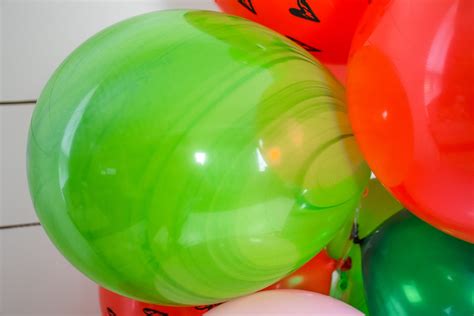 DIY Watermelon Balloon Garland | DIY Watermelon Balloon Arch, One in a Melon Party - Soiree Love