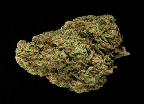 High Cbd Cannabis Strains With Beneficial Effects Hellomd