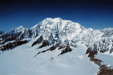 Solo Mount Logan Climber Awaiting Rescue Uninjured