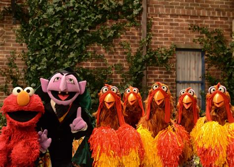 A Lucky Ladybug Sesame Street Count On Elmo On Dvd Announcement