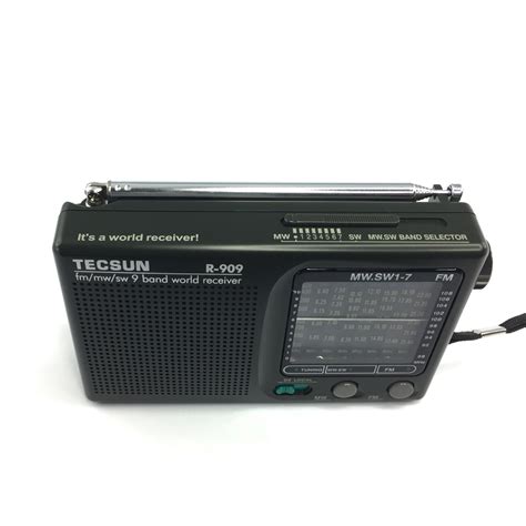 R 909 Tecsun Radio