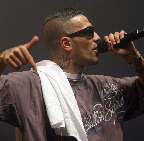 The music video for the single für immer jung caused controversy when mtv stopped airing it after two days of heavy rotation. Skandal-Rapper: Bushidos Mama sagte immer "Du bist toll ...