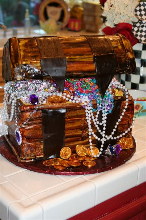 Catherine guidry photography, featured cake: Treasure Chest Cakes - Decoration Ideas | Little Birthday ...