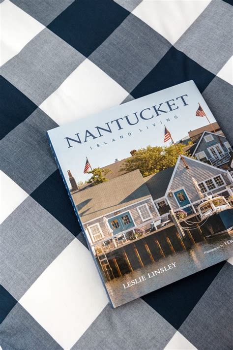 Book Nantucket Island Living House Society