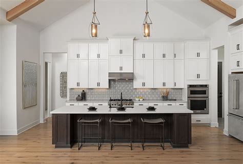 Последние твиты от woods builders (@woodsbuilders). Ashton Woods Opens New Model Home Featuring Trailblazing ...