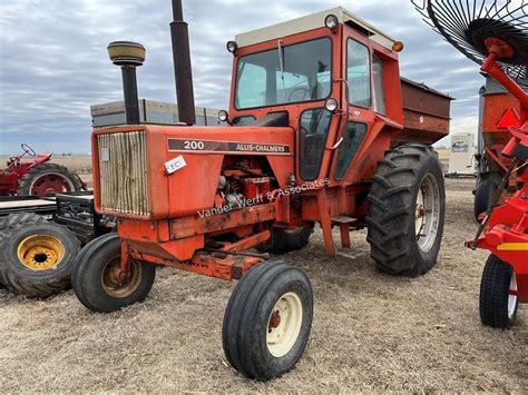 Sold Allis Chalmers 200 Tractors 100 To 174 Hp Tractor Zoom