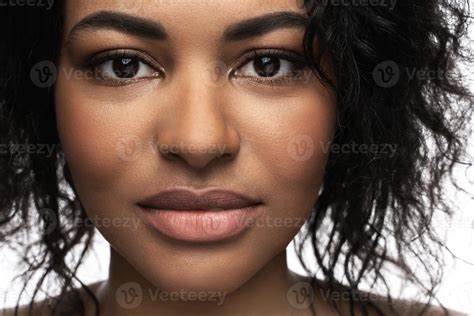 Young Beautiful Black Woman With Smooth Skin 16291927 Stock Photo At