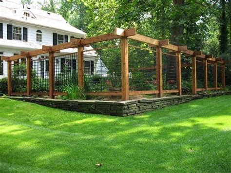 Jun 23 2020 when considering yard fencing, homeowners may worry about plant protection as well as pet security. 15 DIY Garden Fence Ideas With Pictures! | Fenced vegetable garden, Backyard fences, Diy garden ...