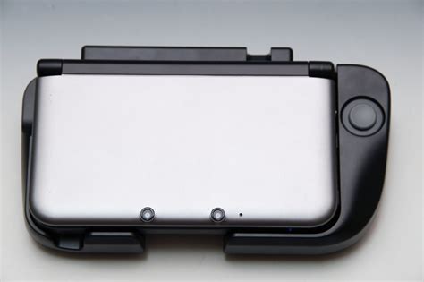 Nintendo Finally Releases The Circle Pad Pro For The 3ds Xl In North