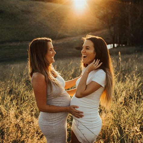 maternity photography sister maternity pictures friend pregnancy photos pregnancy goals