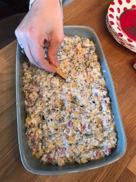 January 18, 2017 by prudentpennypincher.com leave a comment. 8 Cheap and Easy Holiday Appetizers | Delishably