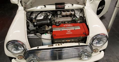 Enjin vtec buatan honda memang sangat terkenal di malaysia. Vtec Mini
