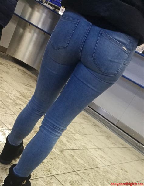 Chubby Ass In Tight Blue Jeans Closeup Sexy Candid Girls