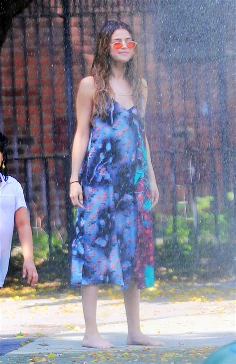 Selena Gomez Running Thru Sprinklers At Water Playground In Brooklyn Hawtcelebs