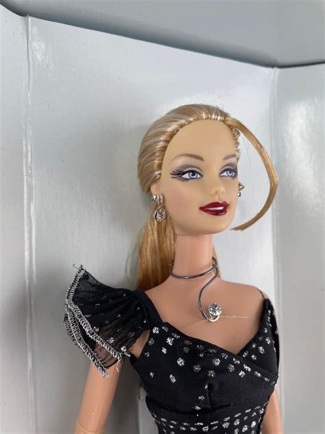 Hollywood Divine Barbie Blonde Collectors Club Exclusive Nrfb See Condition Ebay