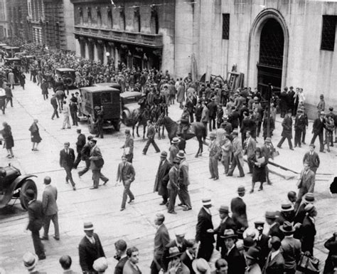 Today In History October 29 1929 Stock Market Crashed Starting