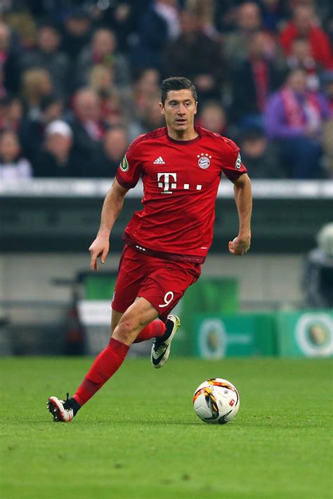 Welcome to the fc bayern store! Robert Lewandowski - Robert Lewandowski Photos - FC Bayern Muenchen v Werder Bremen - DFB Cup ...