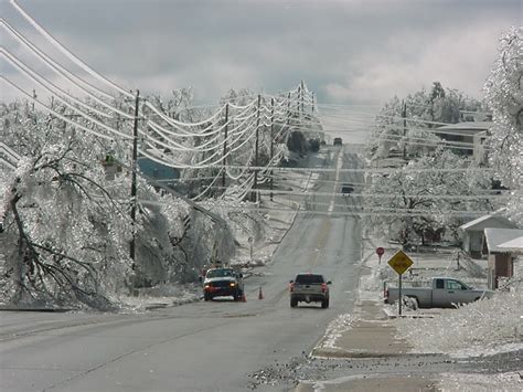 Due to the subtropical climate, the temperature doesn't drop lower than 9°c (48°f). Ice Storm Heads Straight For Oklahoma: Major Power Outages ...