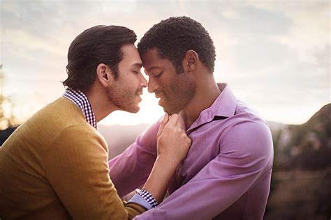 Romantic Pictures Of Gay Couples Around The Globe Challenge Public Representation Of Lgbt Community