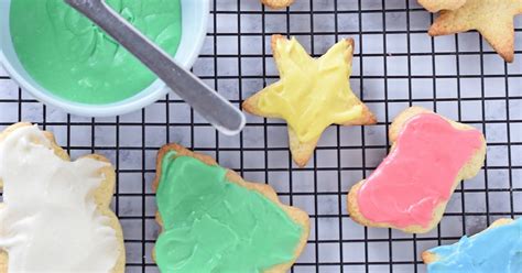 Sugar cookie icing and cut out cookie a spicy perspective. 10 Best Sugar Cookie Icing No Corn Syrup Recipes | Yummly