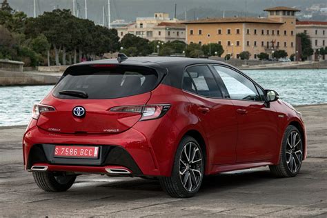 It has transformed a car that used to inspire yawns into a fun, funky compact hatchback that offers. Toyota Corolla 2.0 Hybrid Business GR Sport • Auto Types